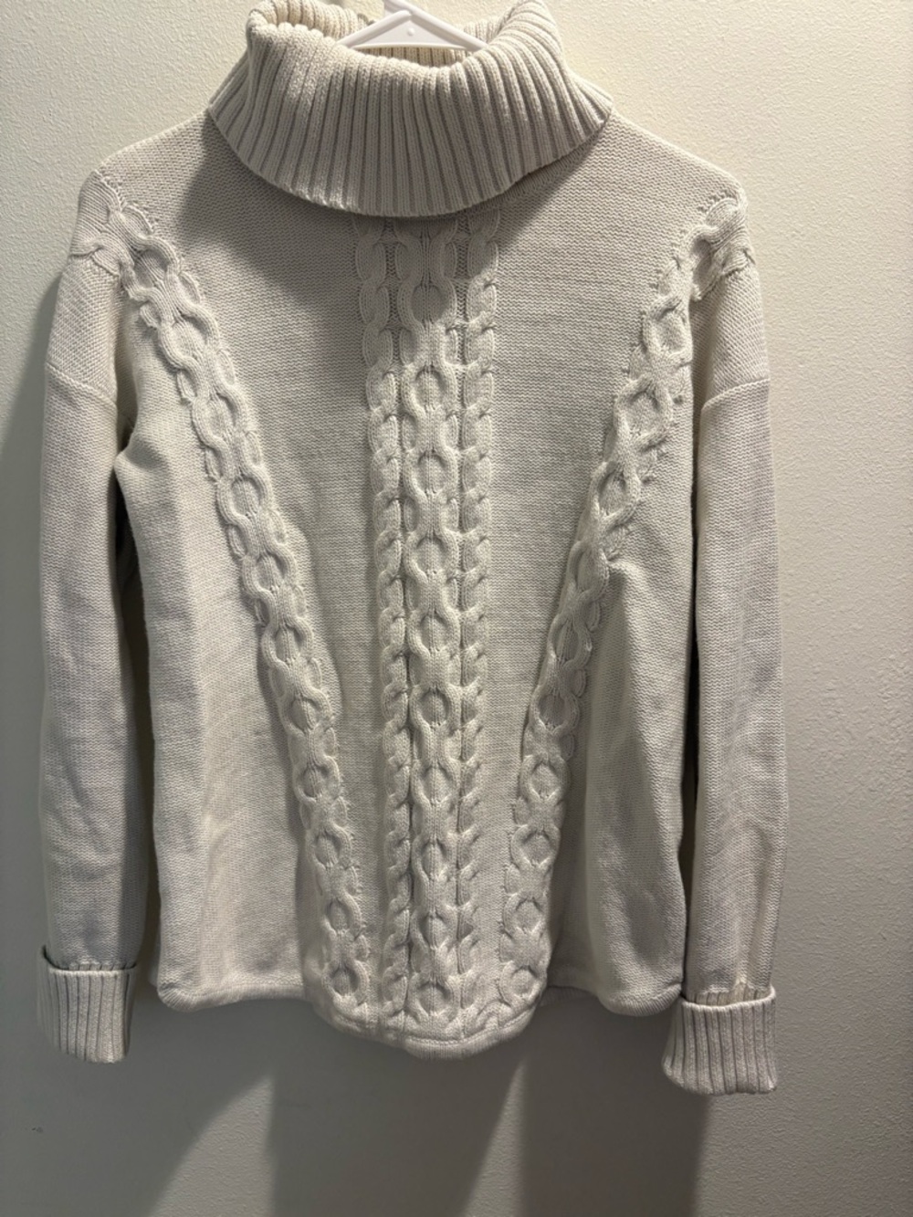 LL Bean Cable knit turtleneck sweater - White
